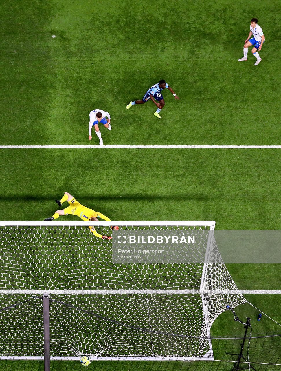 Mål 2-2 av Djurgårdens Mohamed Buya Turay förbi IFK