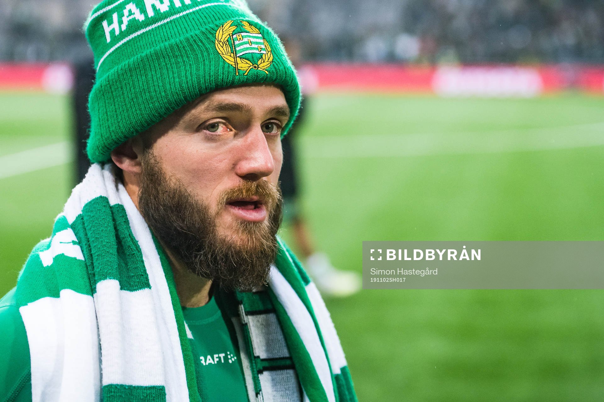 Hammarbys Mats Solheim tackas av