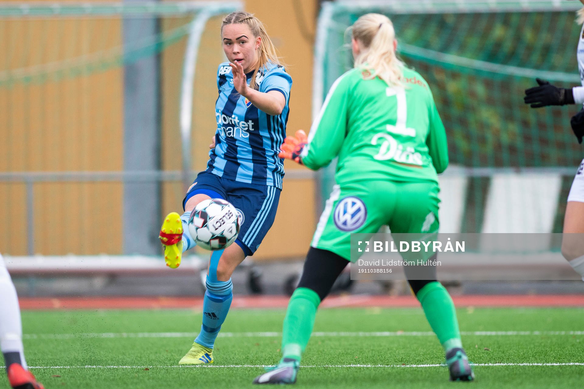 Djurgårdens Hanna Ekengren skjuter