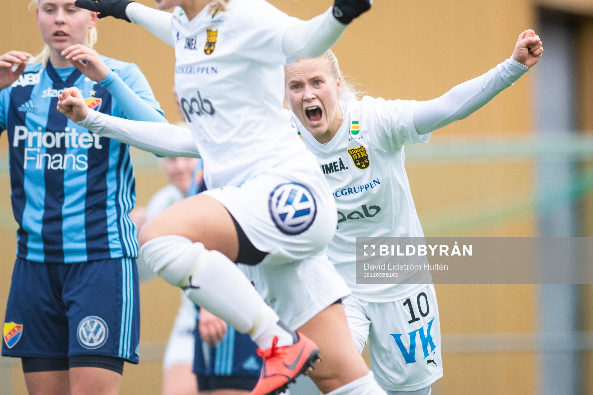 Umeås Klara Brändström jublar