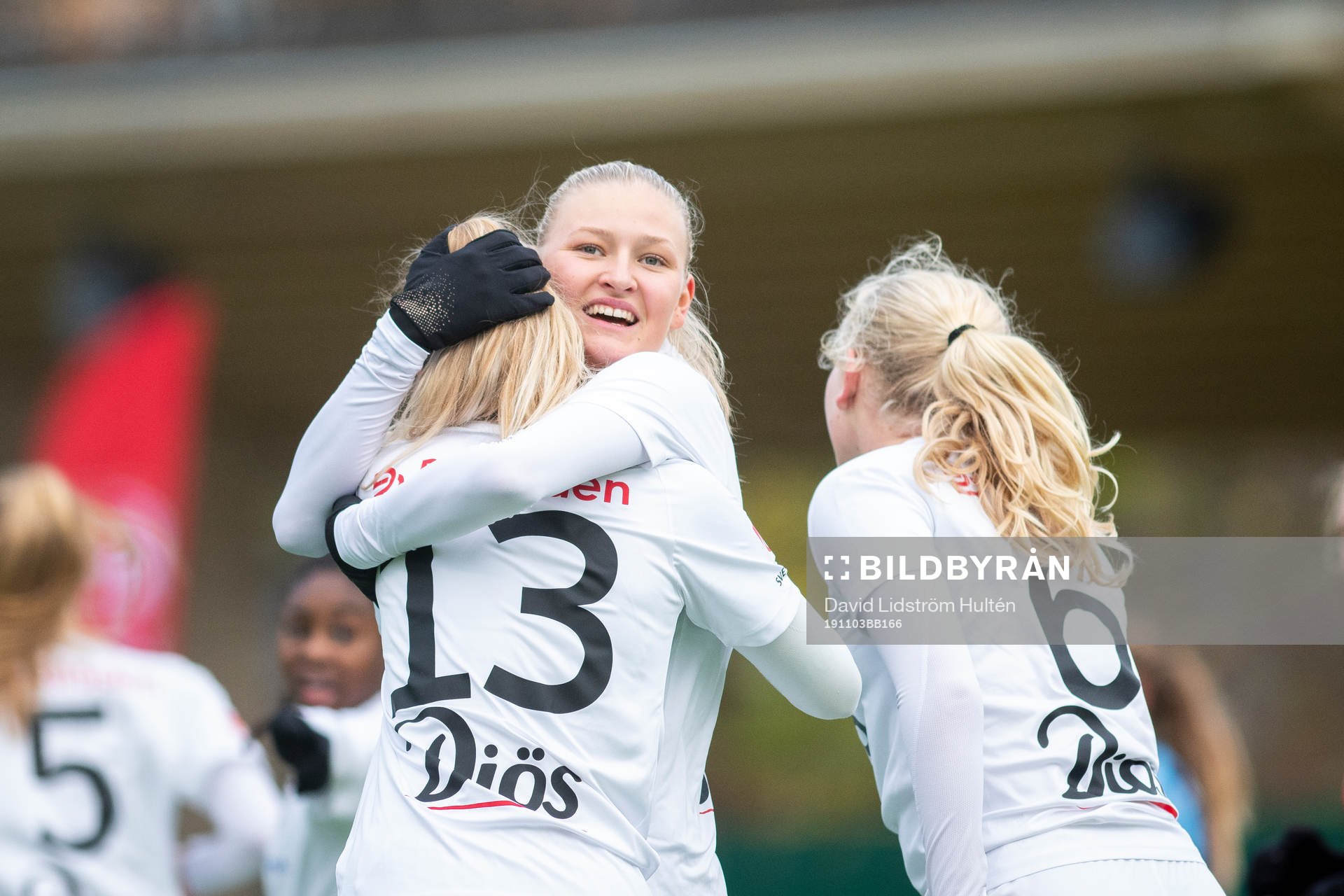 Umeås Kajsa Ekström jublar