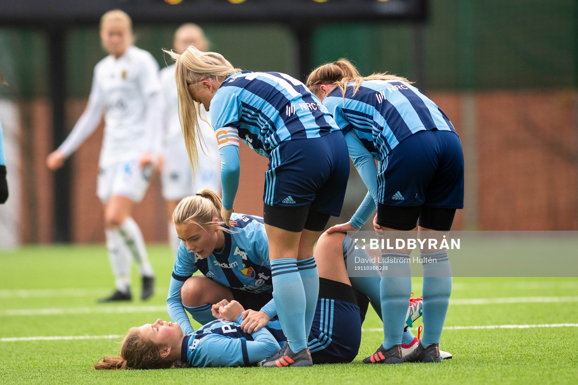 Djurgårdens Nova Henriksson ligger ner