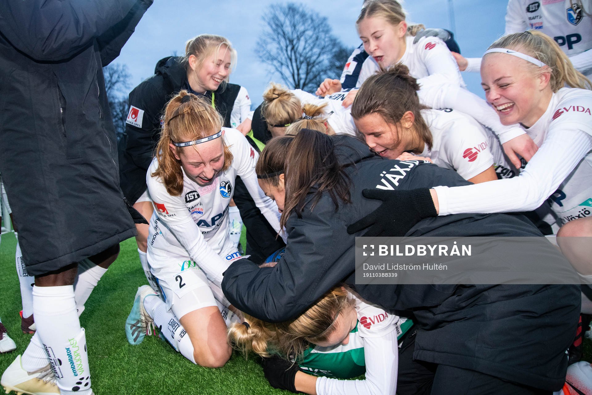 Växjös spelare jublar