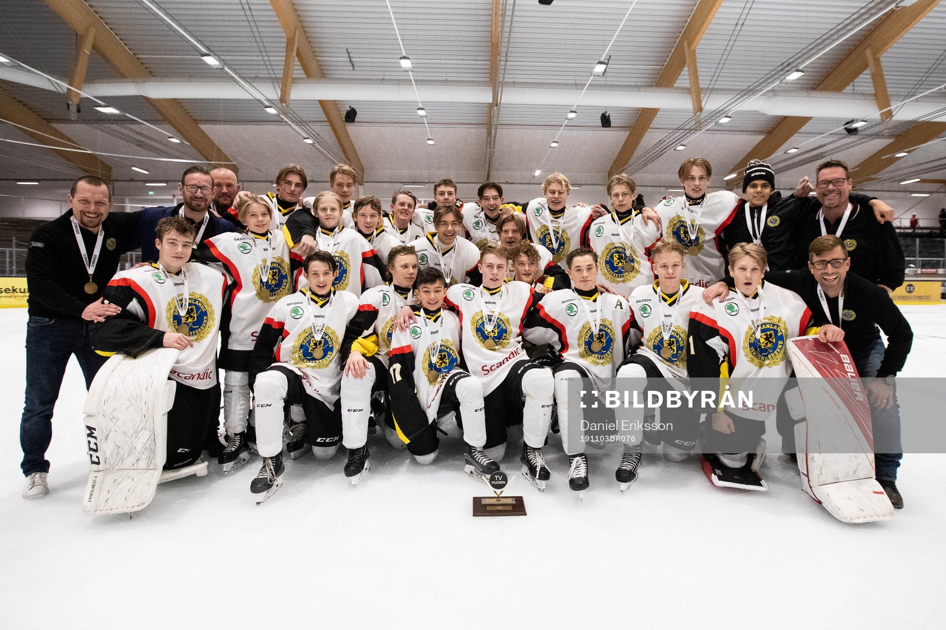 Södermanlands spelarna jublar