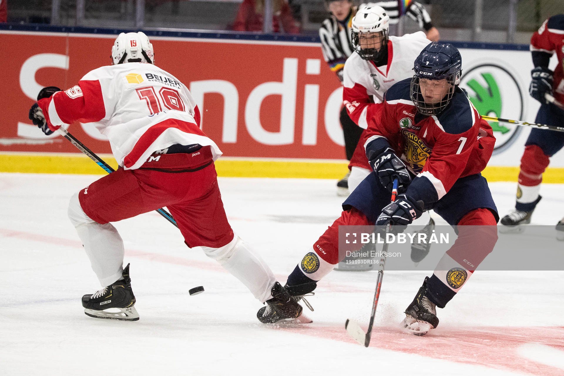 under finalen i ishockeymatchen i TV Pucken mellan