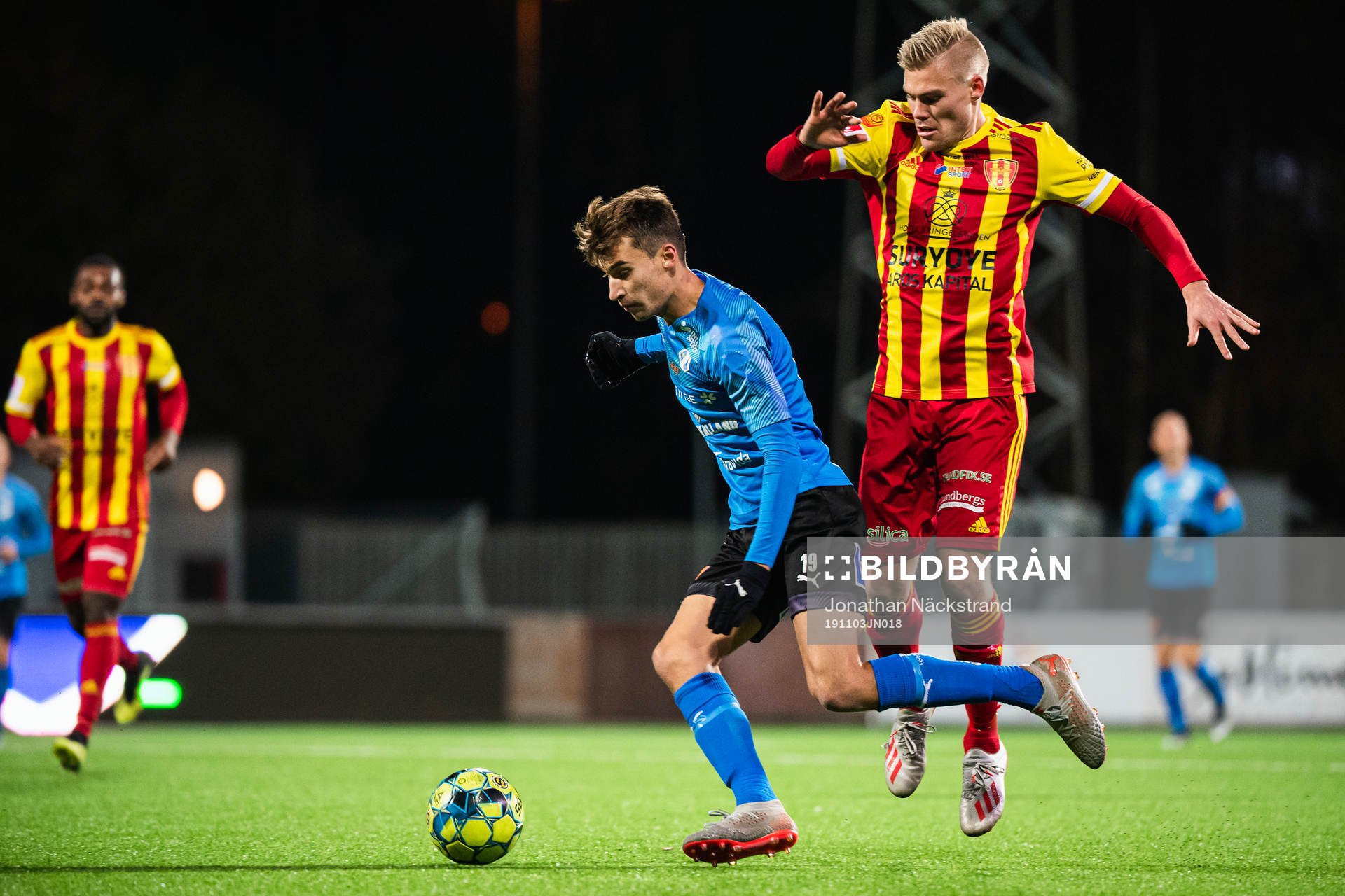 Halmstads Rasmus Wiedesheim-Paul och Syrianskas Martin