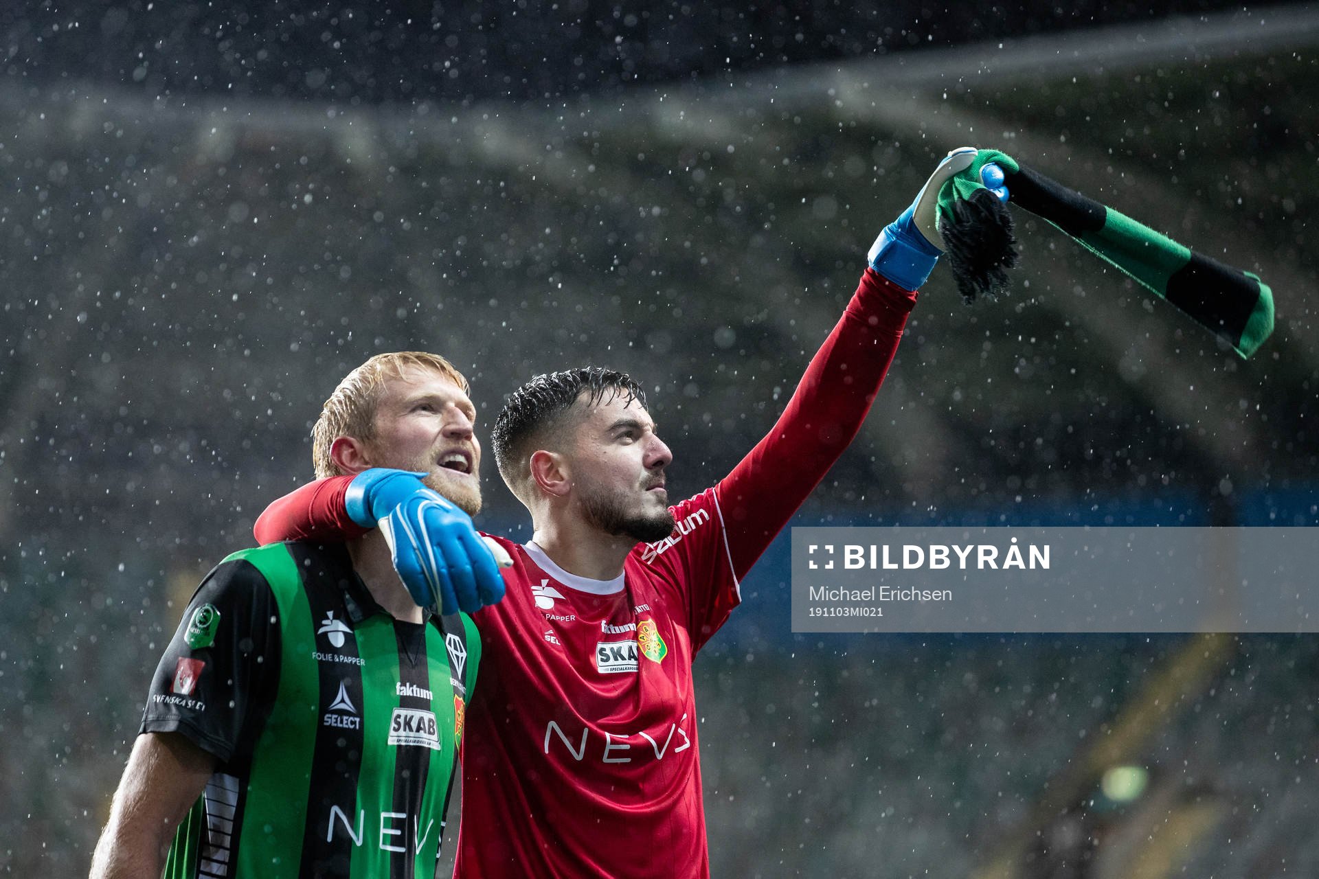 GAIS Carl Elfgren Nyström och målvakt Marko Johansson