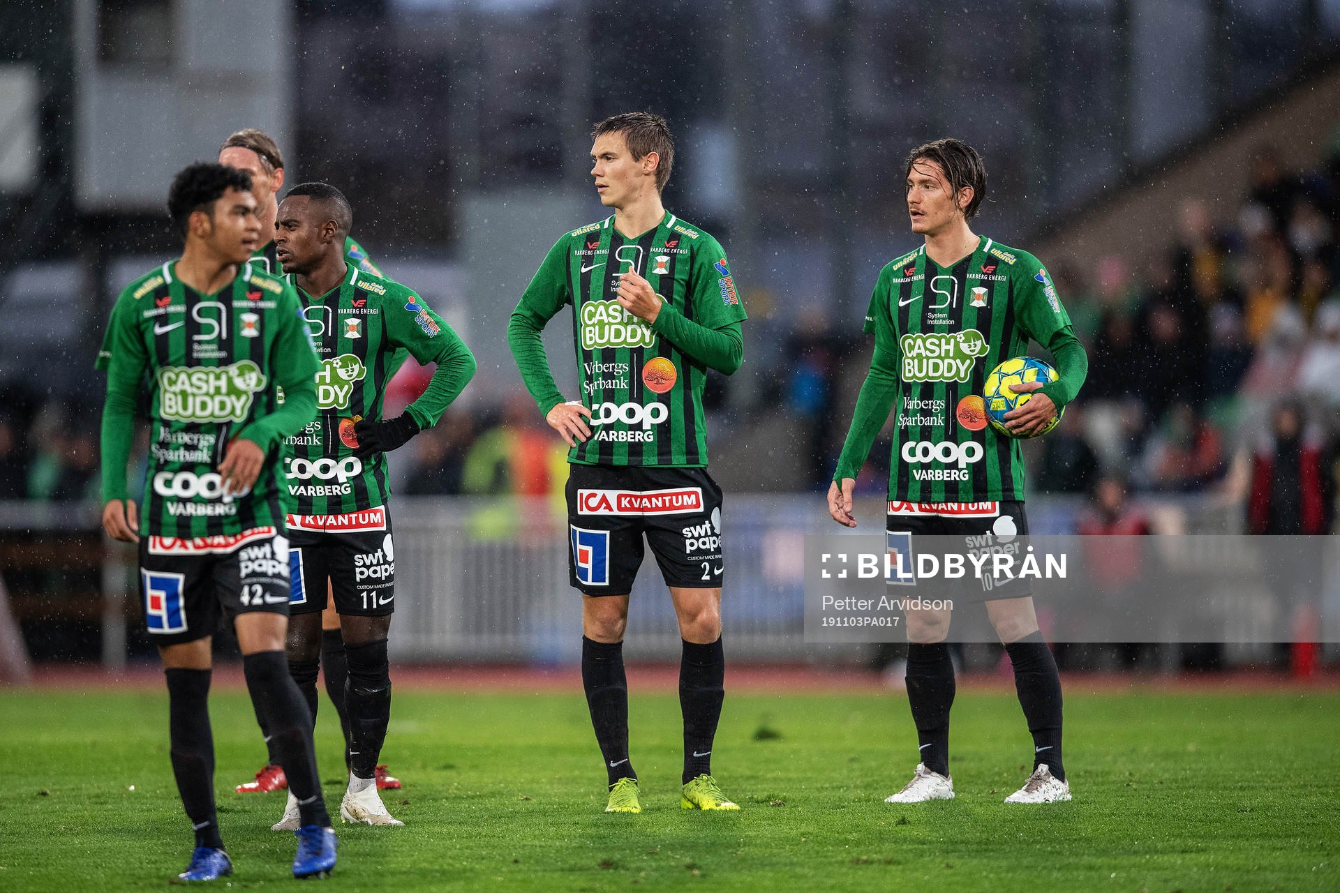Varbergs Nahom Girmai Netabay och Robin Book deppar