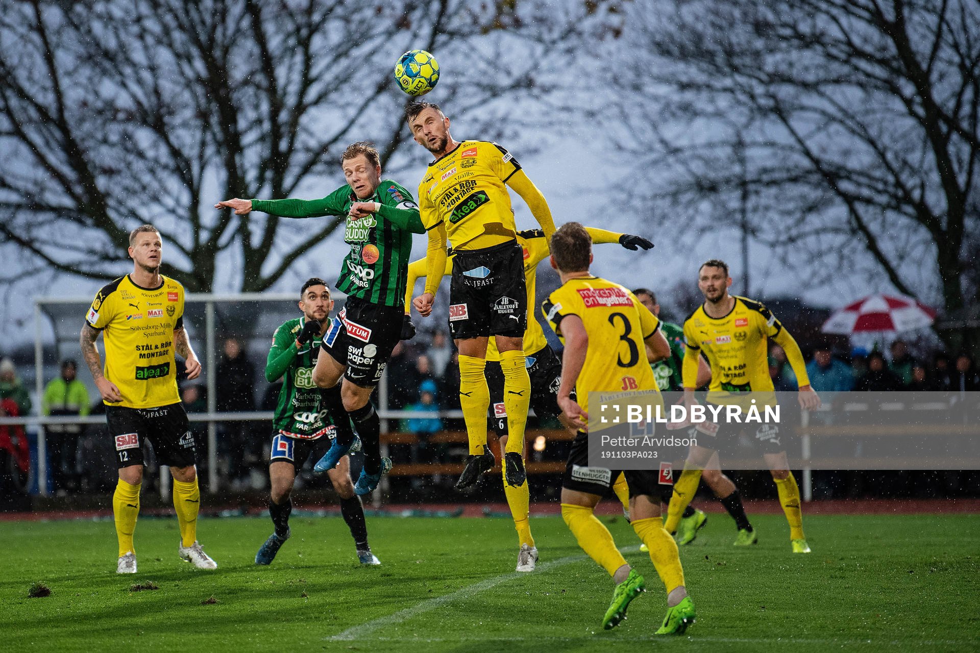 Varbergs Jesper Modig och Mjällbys Adi Terzic
