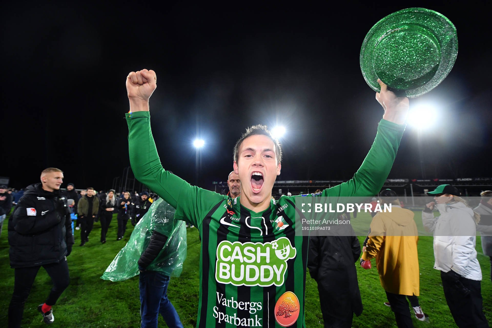 Varbergs Tobias Karlsson jublar