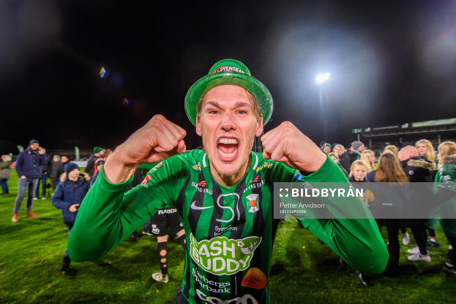 Varbergs Hampus Zackrisson jublar