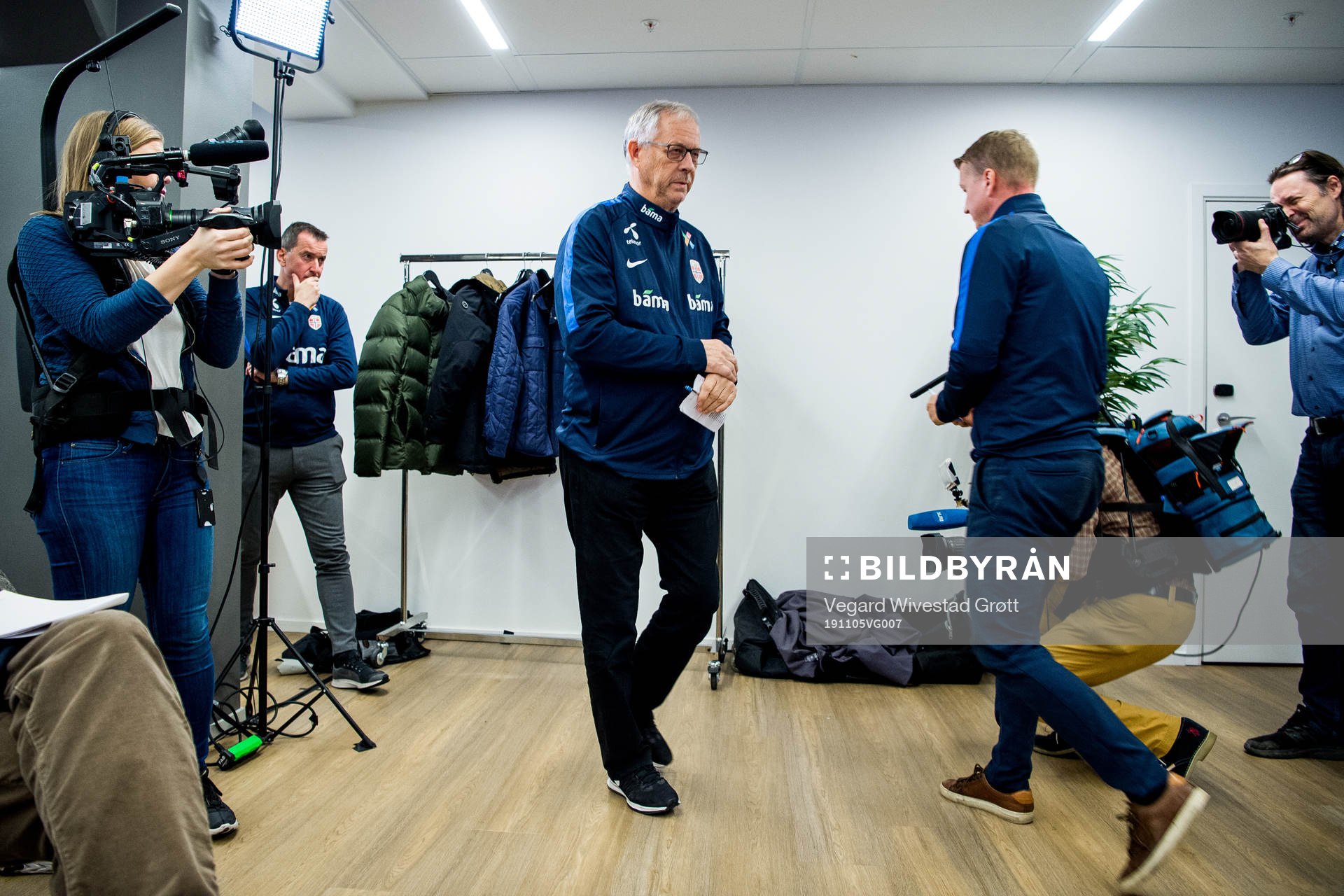 Lars Lagerbäck, head coach of Norway, and Leif Gunnar