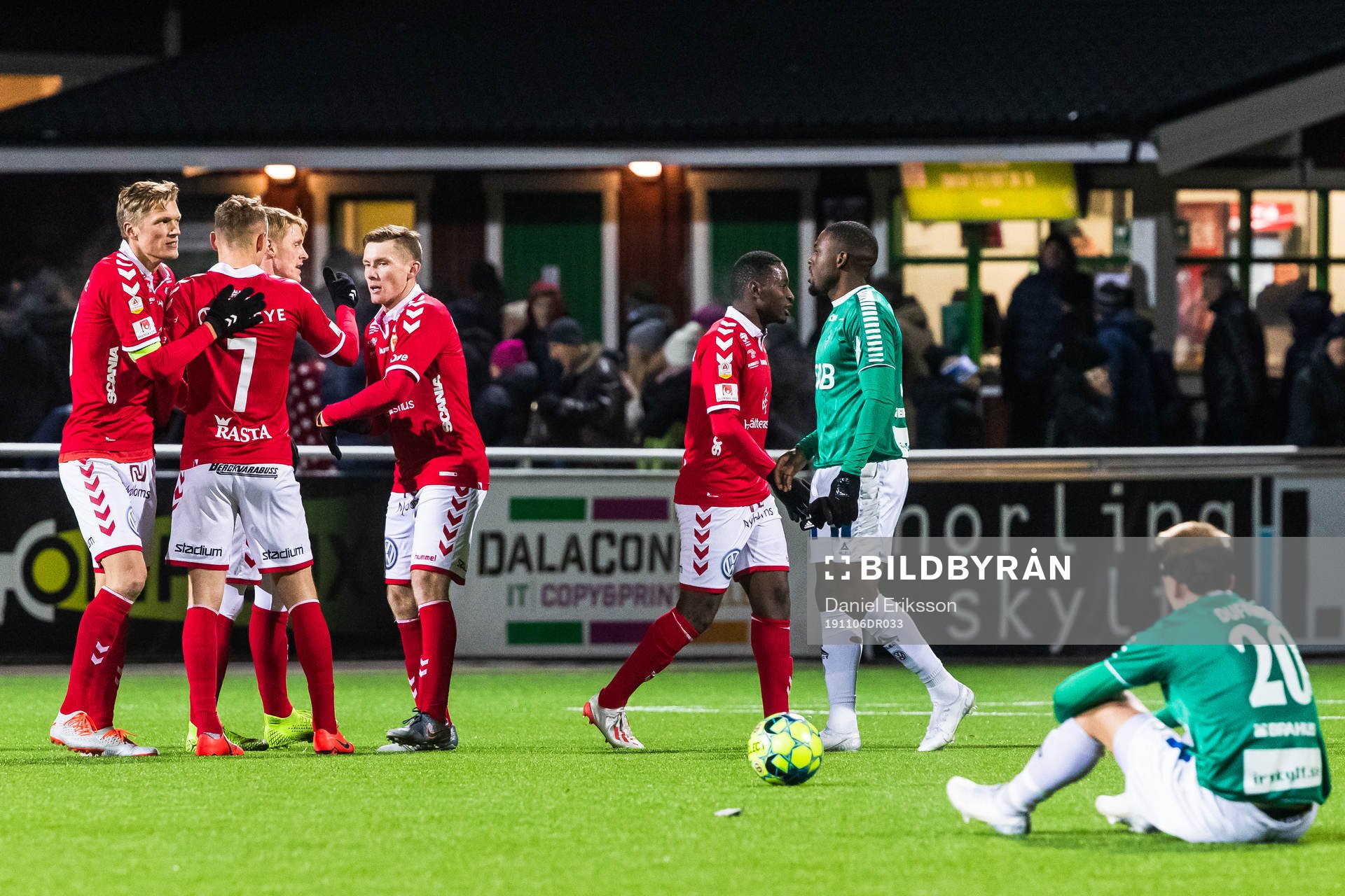 Kalmars Viktor Elm, Piotr Johansson och Rasmus Elm jublar