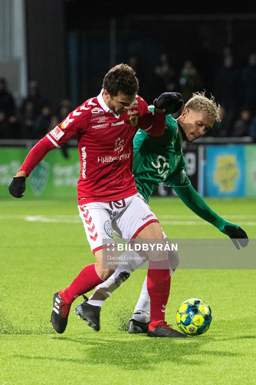 Kalmars Herman Hallberg och Brages Seth Kanteh Hellberg