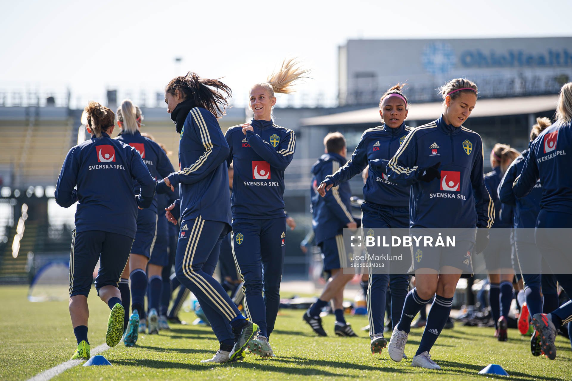 Sofia Jakobsson and Madelen Janogy of the Swedish women’s