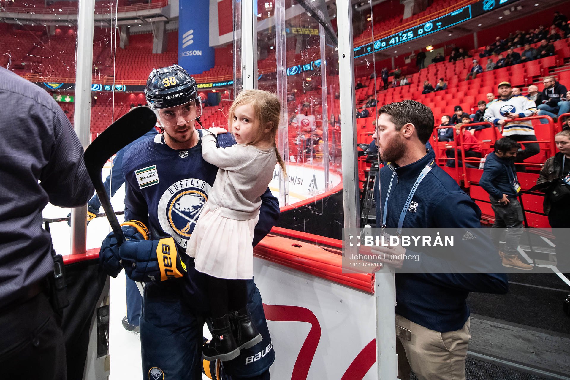 Marcus Johansson of Buffalo Sabres with his daughter