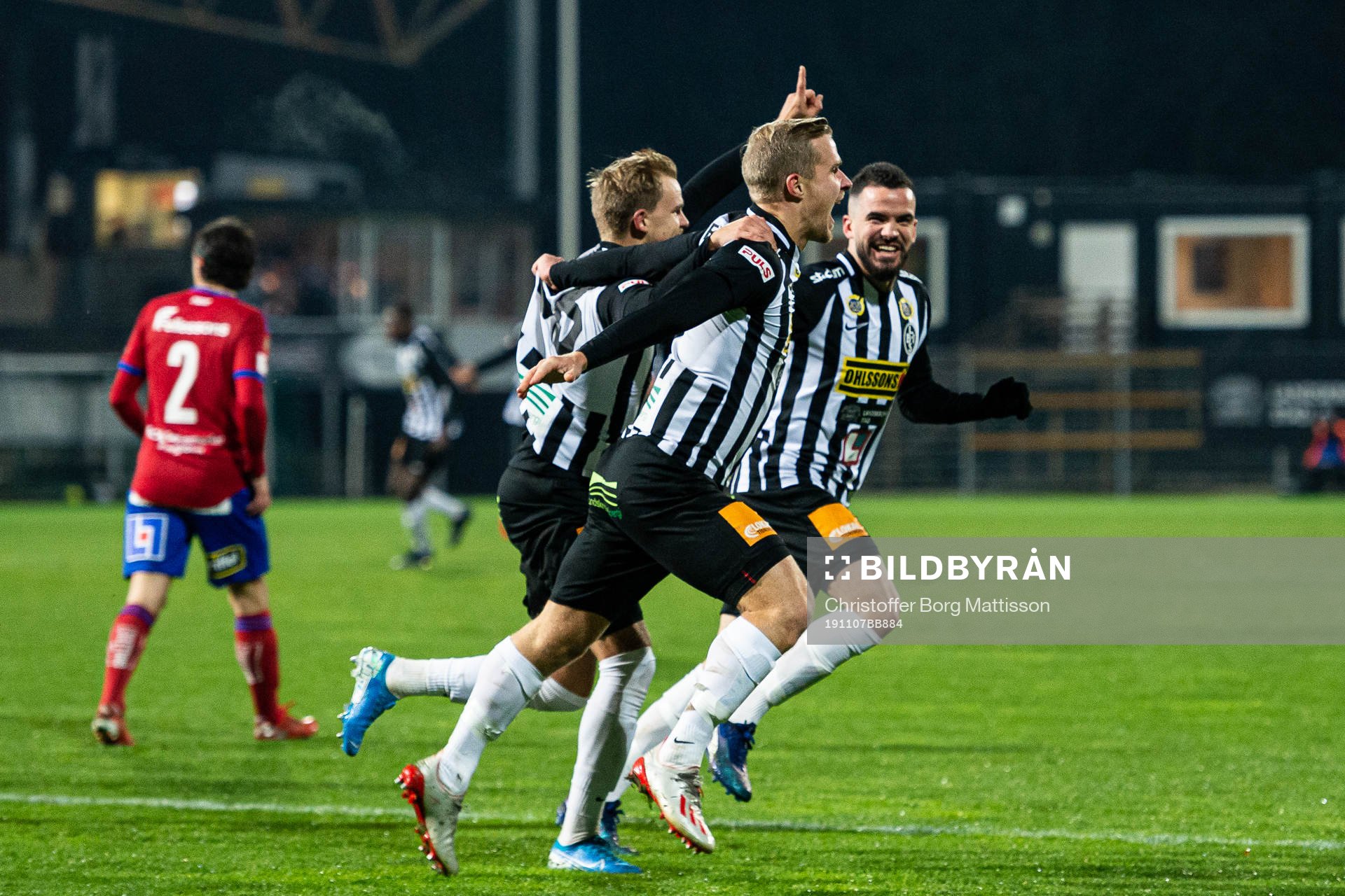 Landskronas Linus Olsson jublar