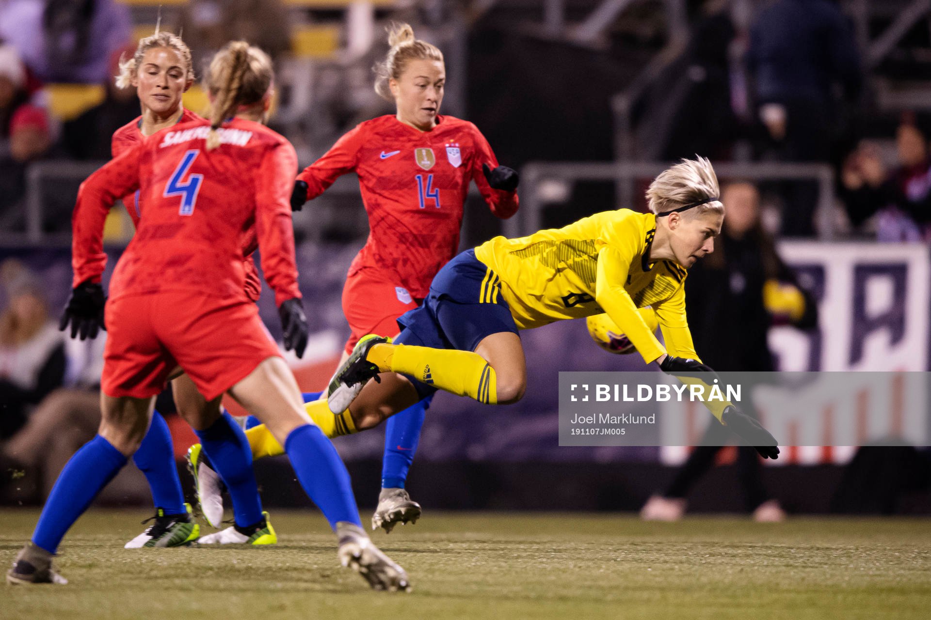 Lina Hurtig of Sweden gets tripped