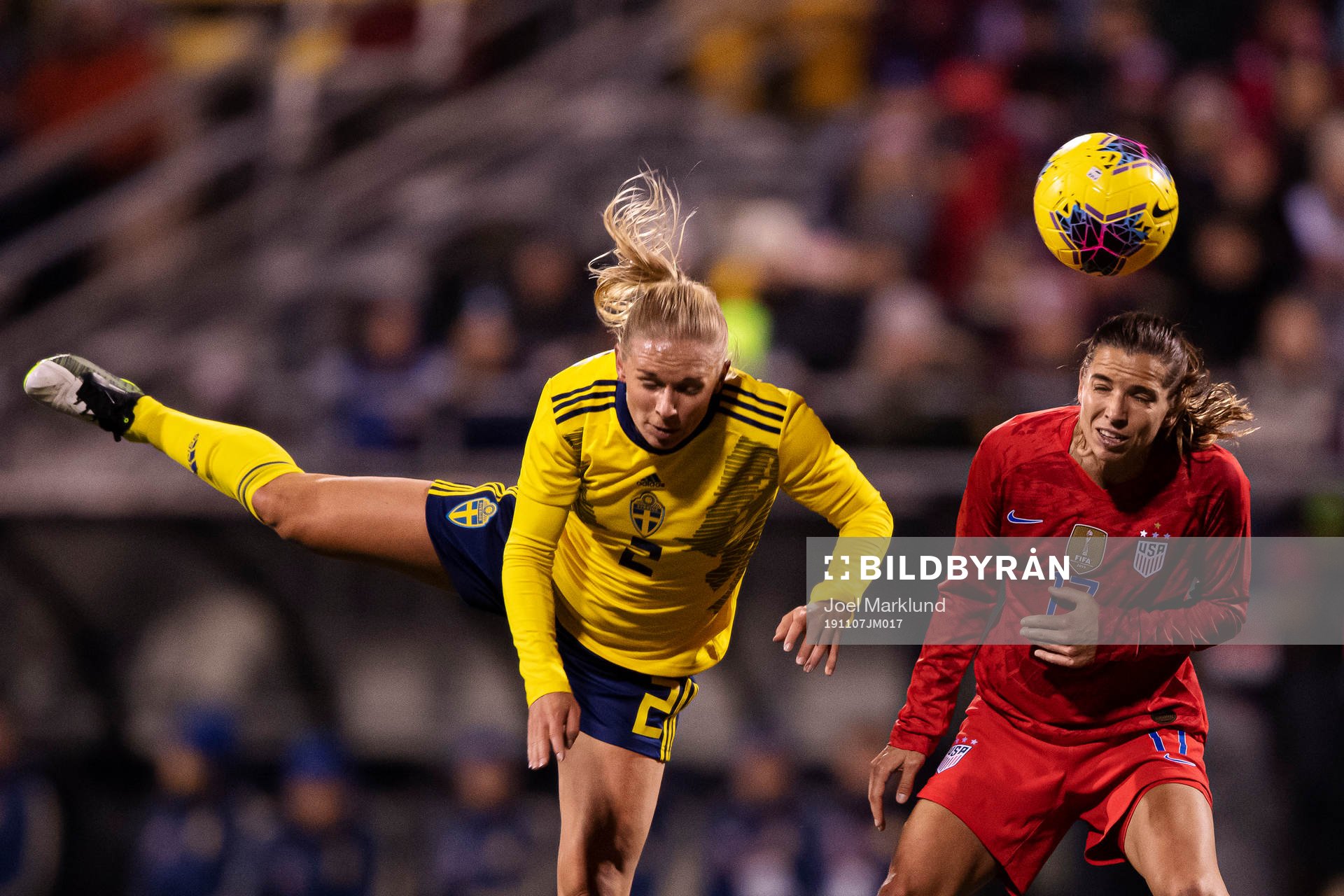Jonna Andersson of Sweden and Tobin Heath of USA