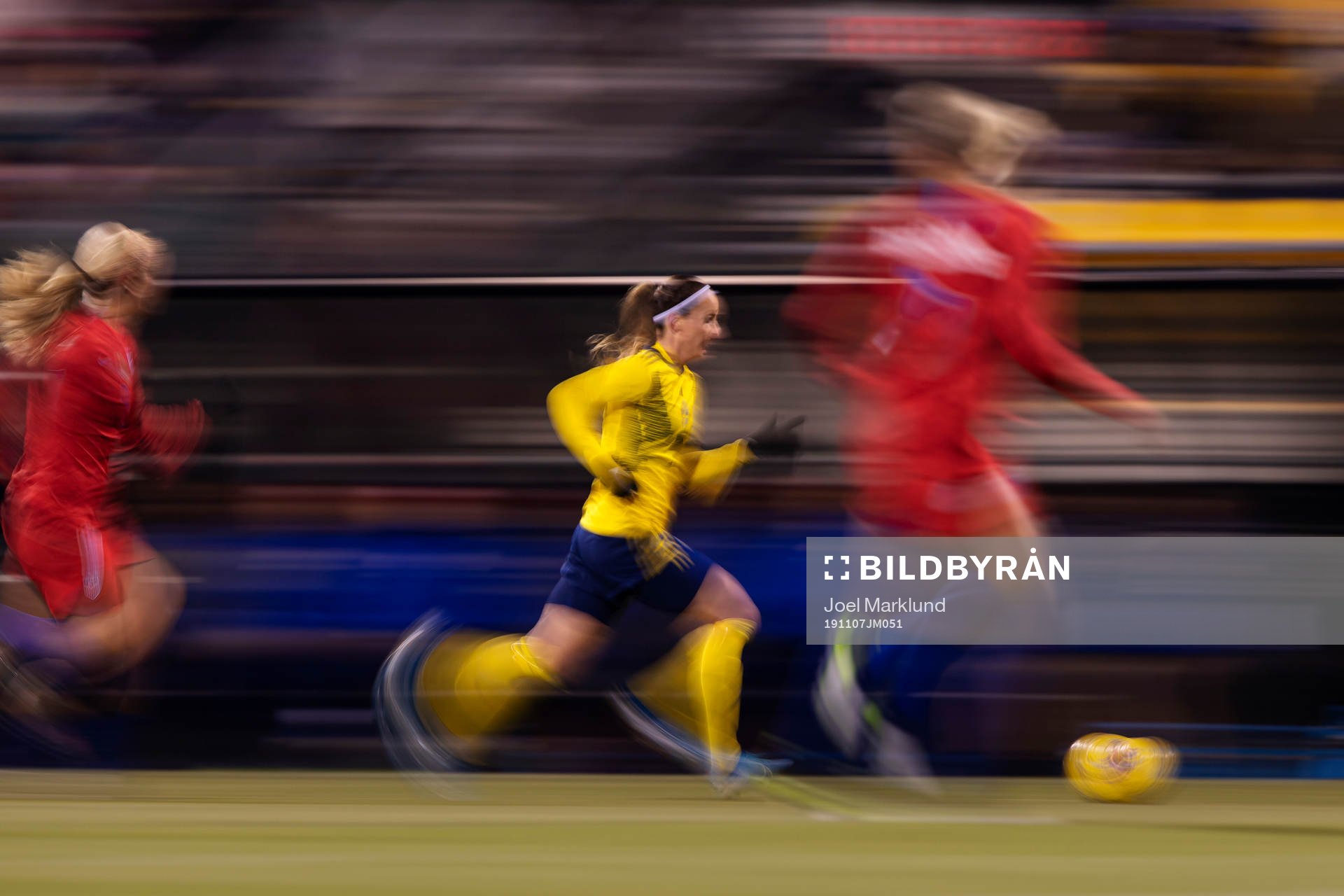 Kosovare Asllani of Sweden