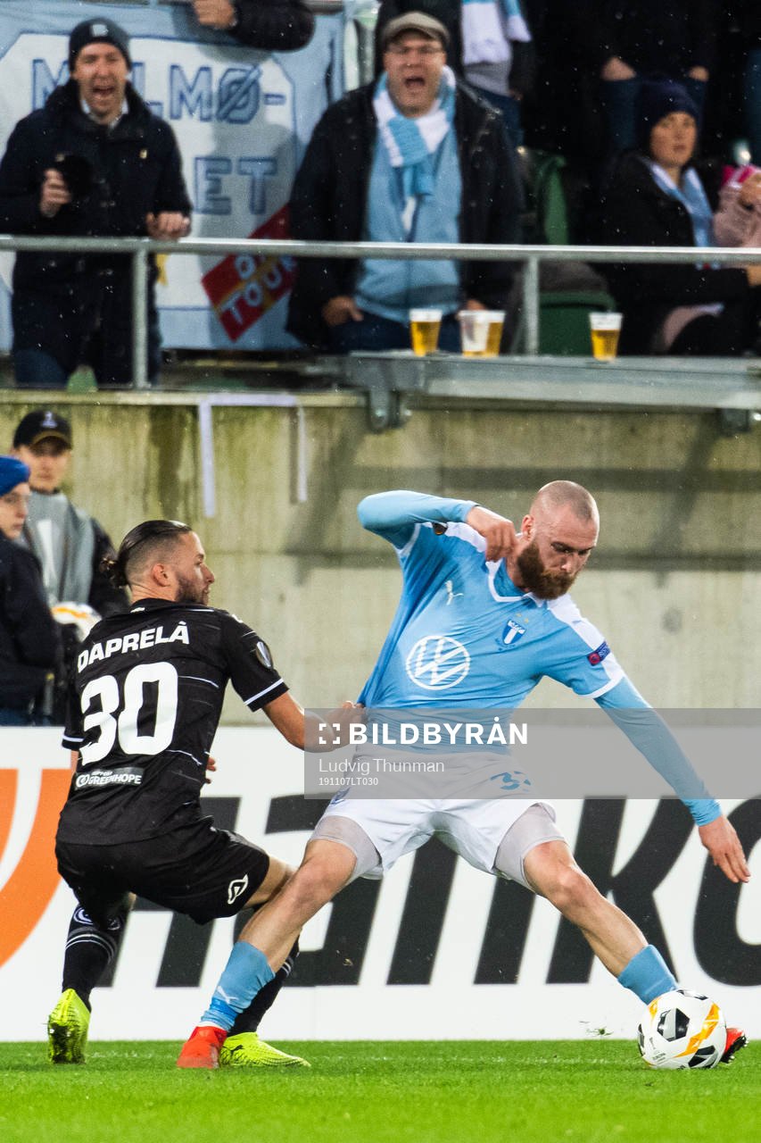Fabio Daprela of Lugano and Jo Inge Berget of Malmö FF