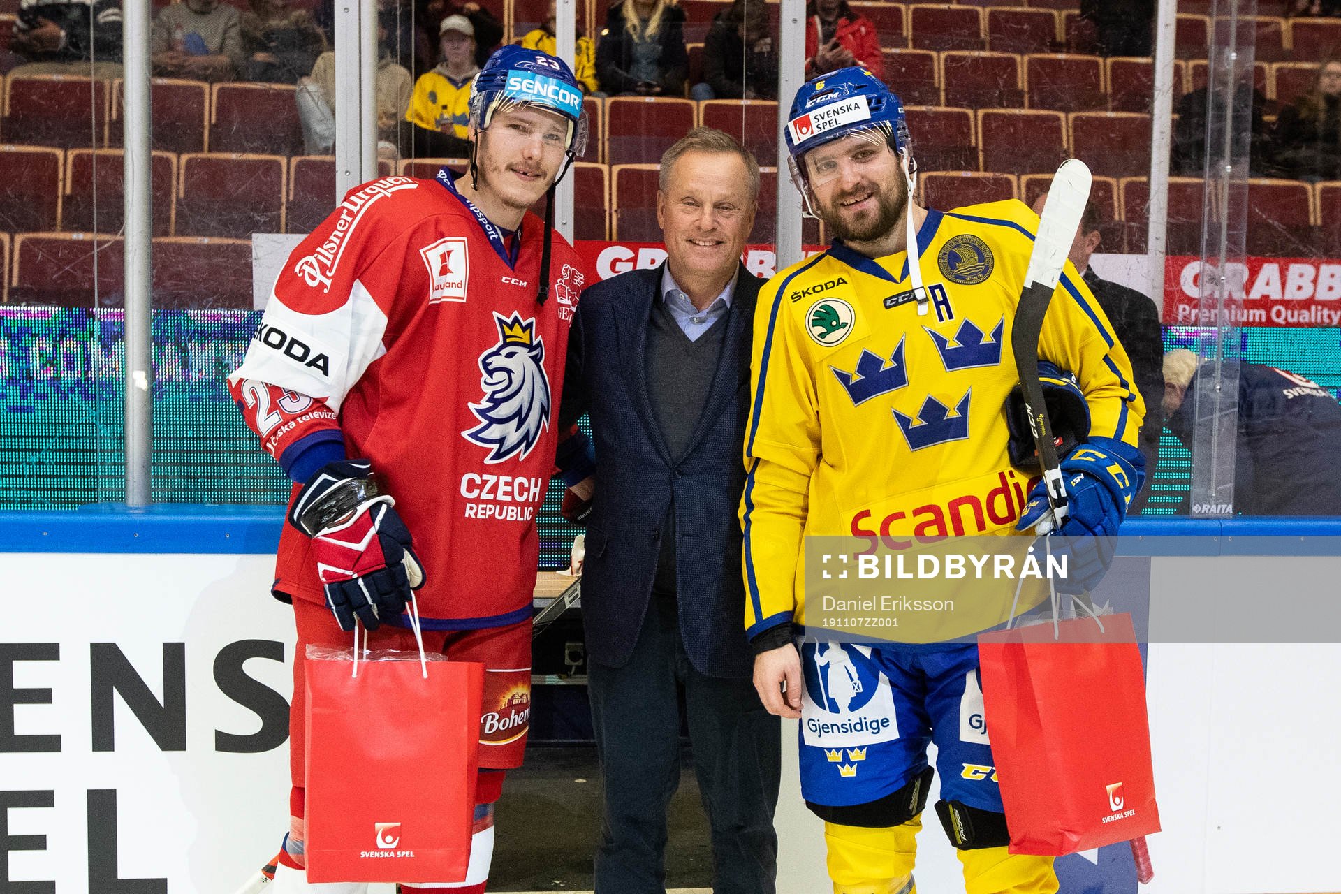 Dmitri Jaskin of Czech Republic  and Mikael Wikstrand of