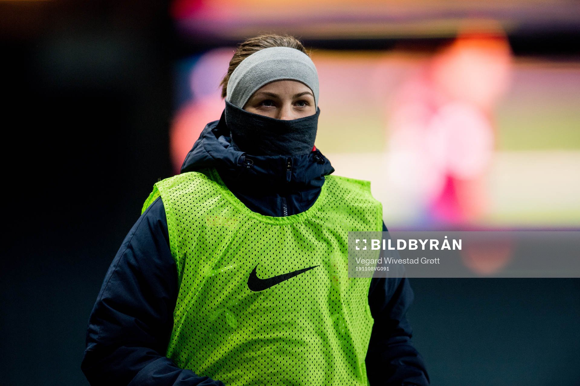 Tuva Hansen of Norway warms up