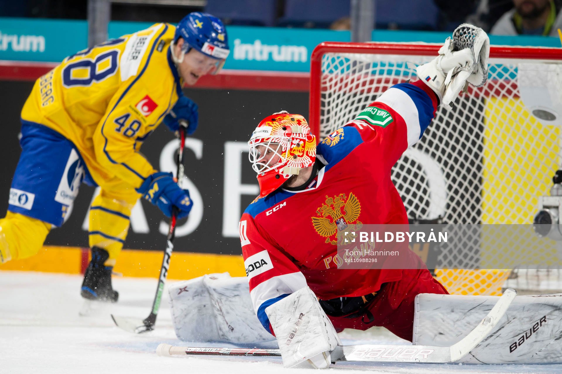 Carl Klingberg #48, SWE score 1-2, Igor Bobkov #30, RUS