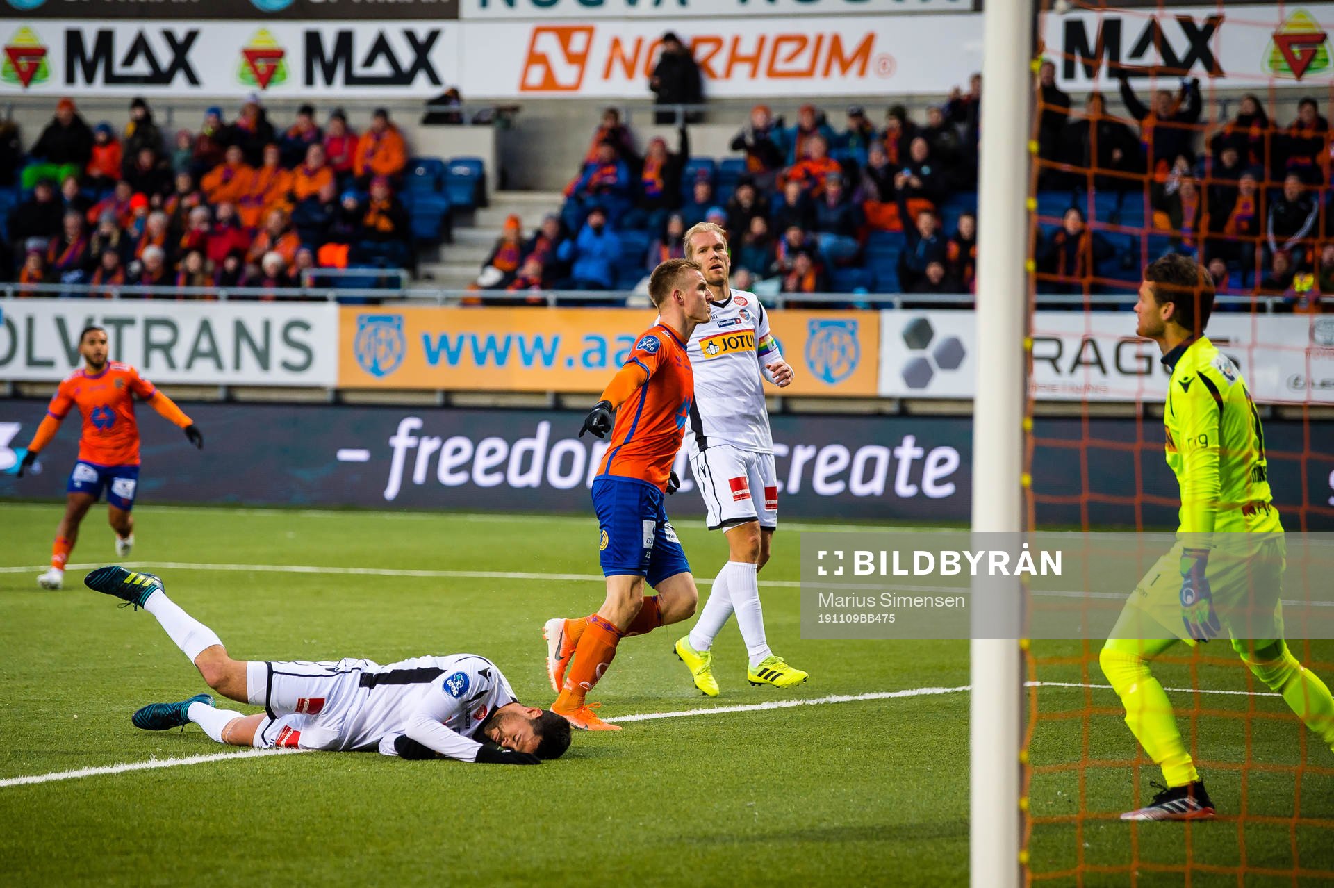 Torbjørn Agdestein of Aalesund celebrates