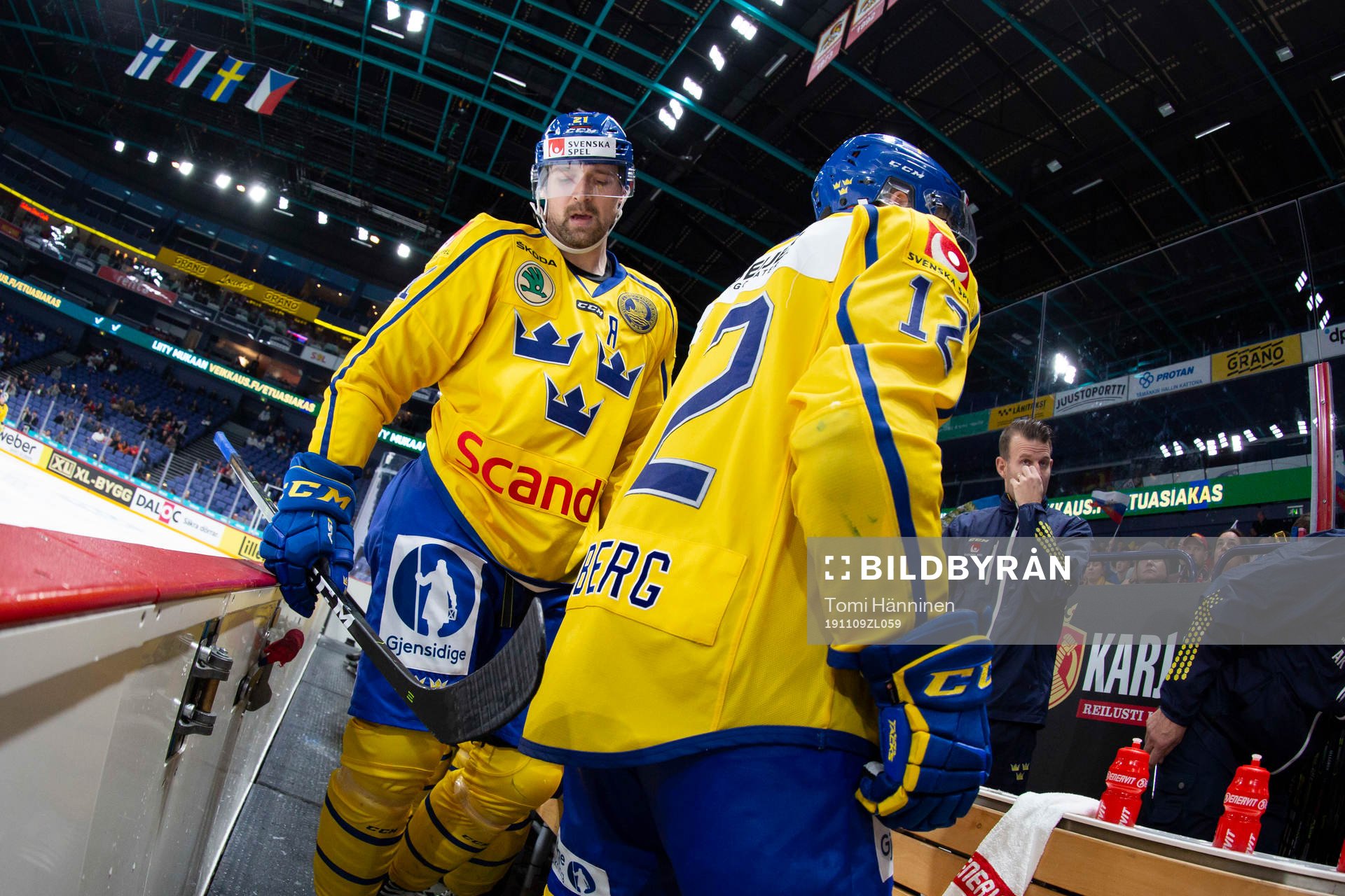 Patrik Berglund #21, SWE, Max Friberg #12, SWE