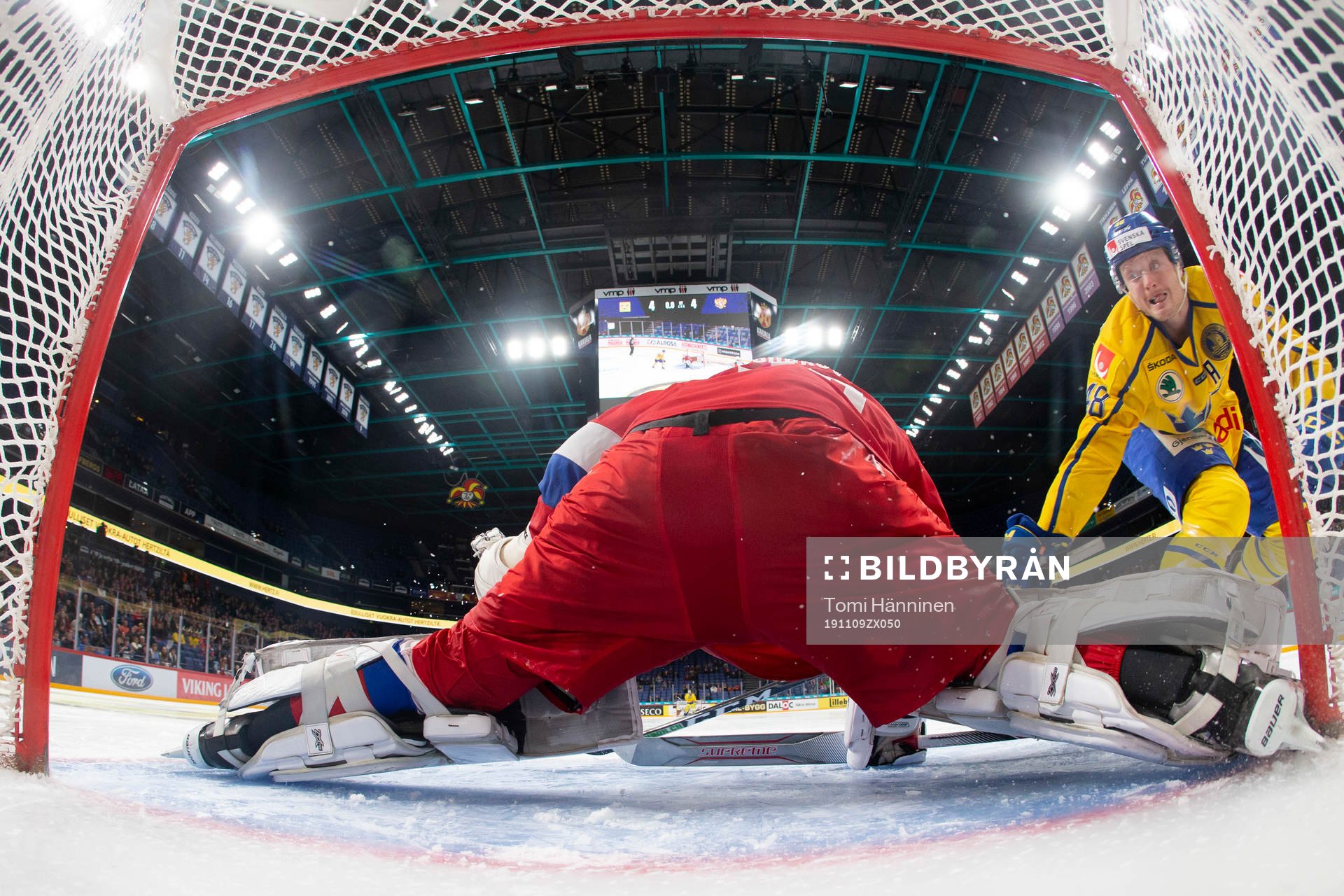 Igor Bobkov #30, RUS, Carl Klingberg #48, SWE