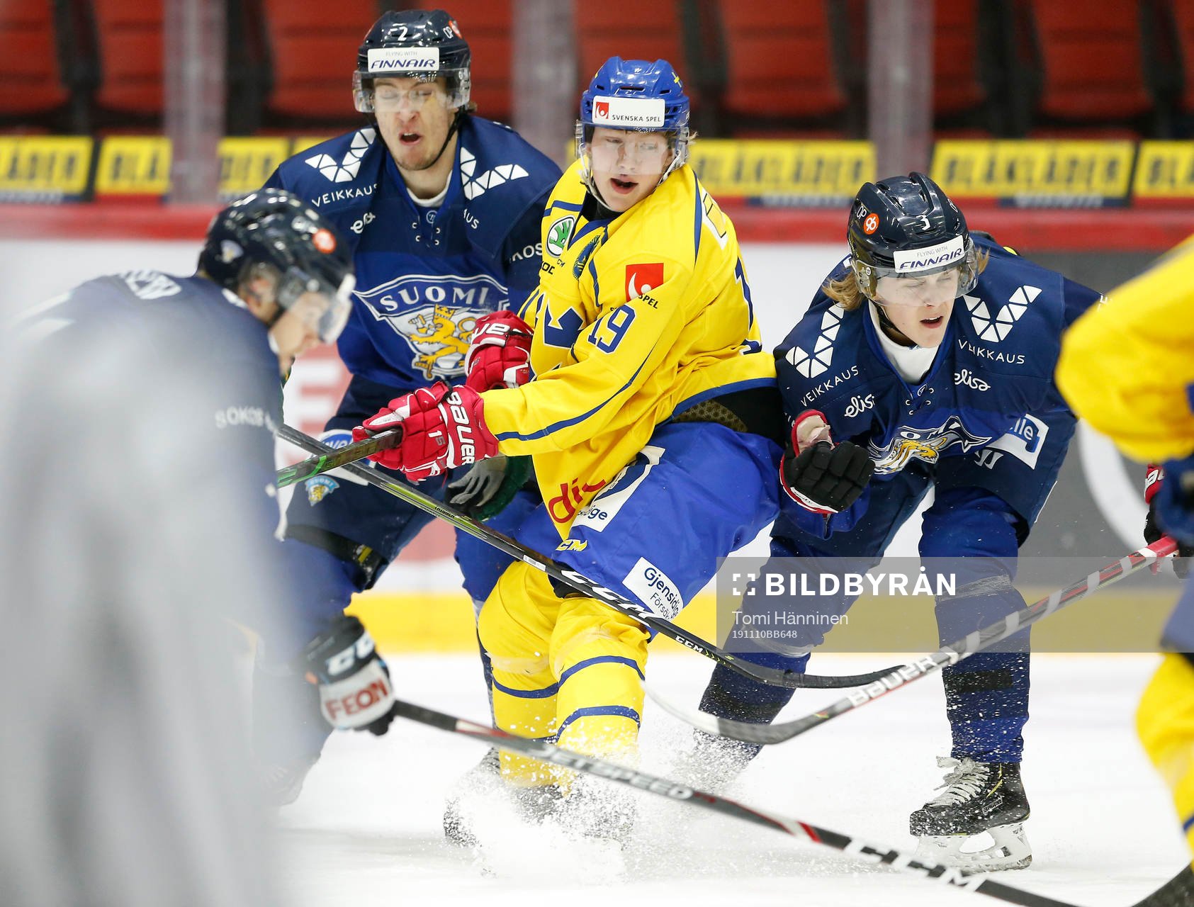 Santeri Hatakka #2, FIN, Karl Henriksson #19, SWE and