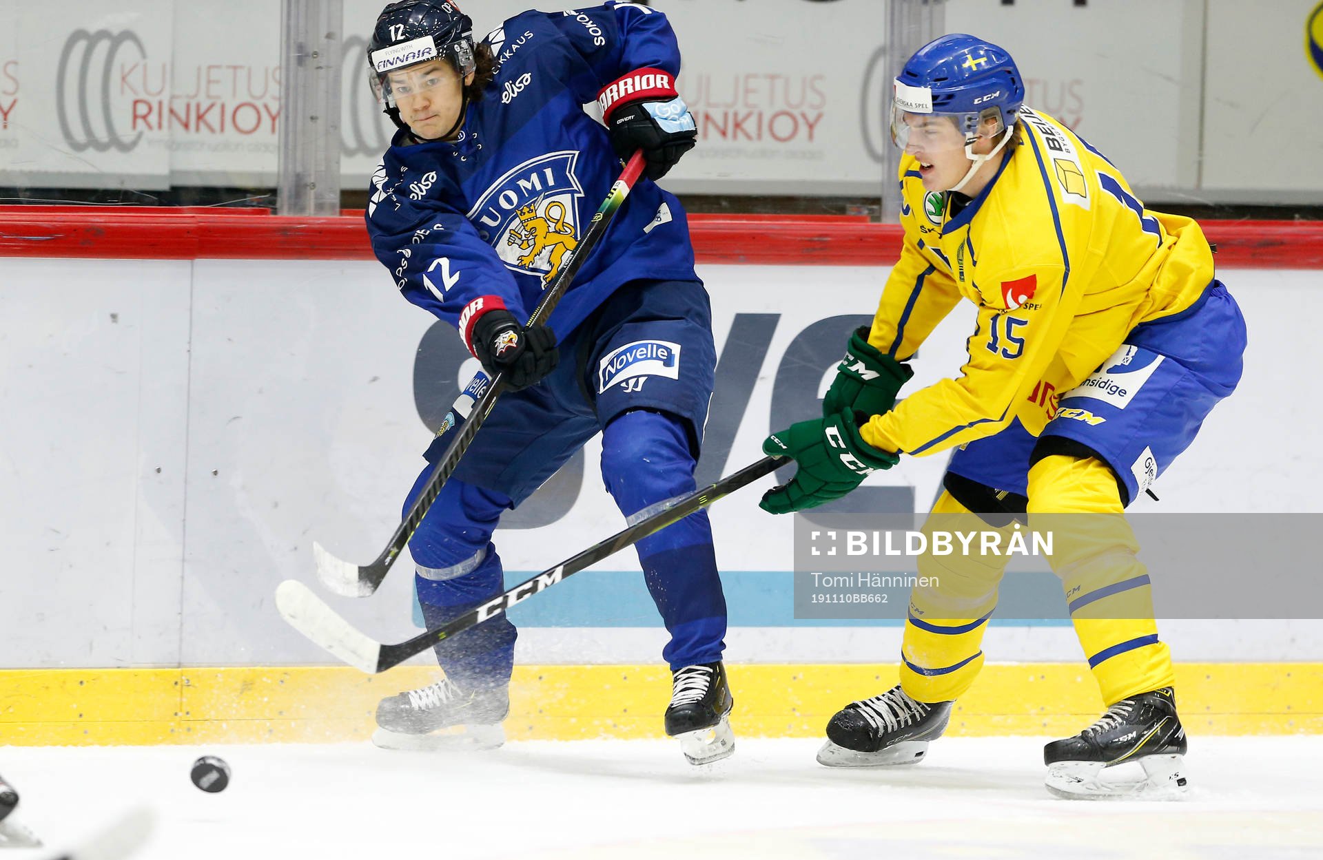Eemil Erholtz #12, FIN and Oskar Bäck #15, SWE