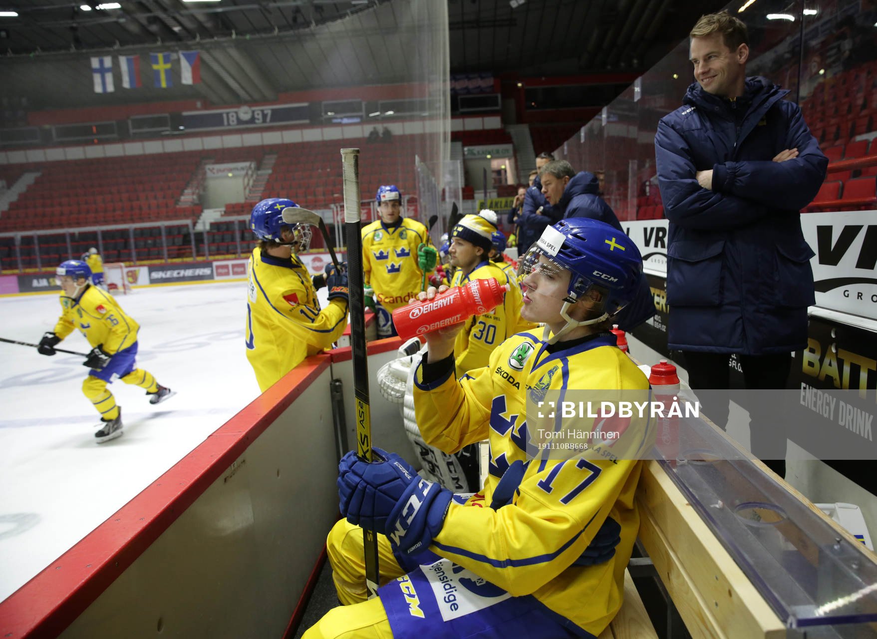 Nils Åman #17, SWE