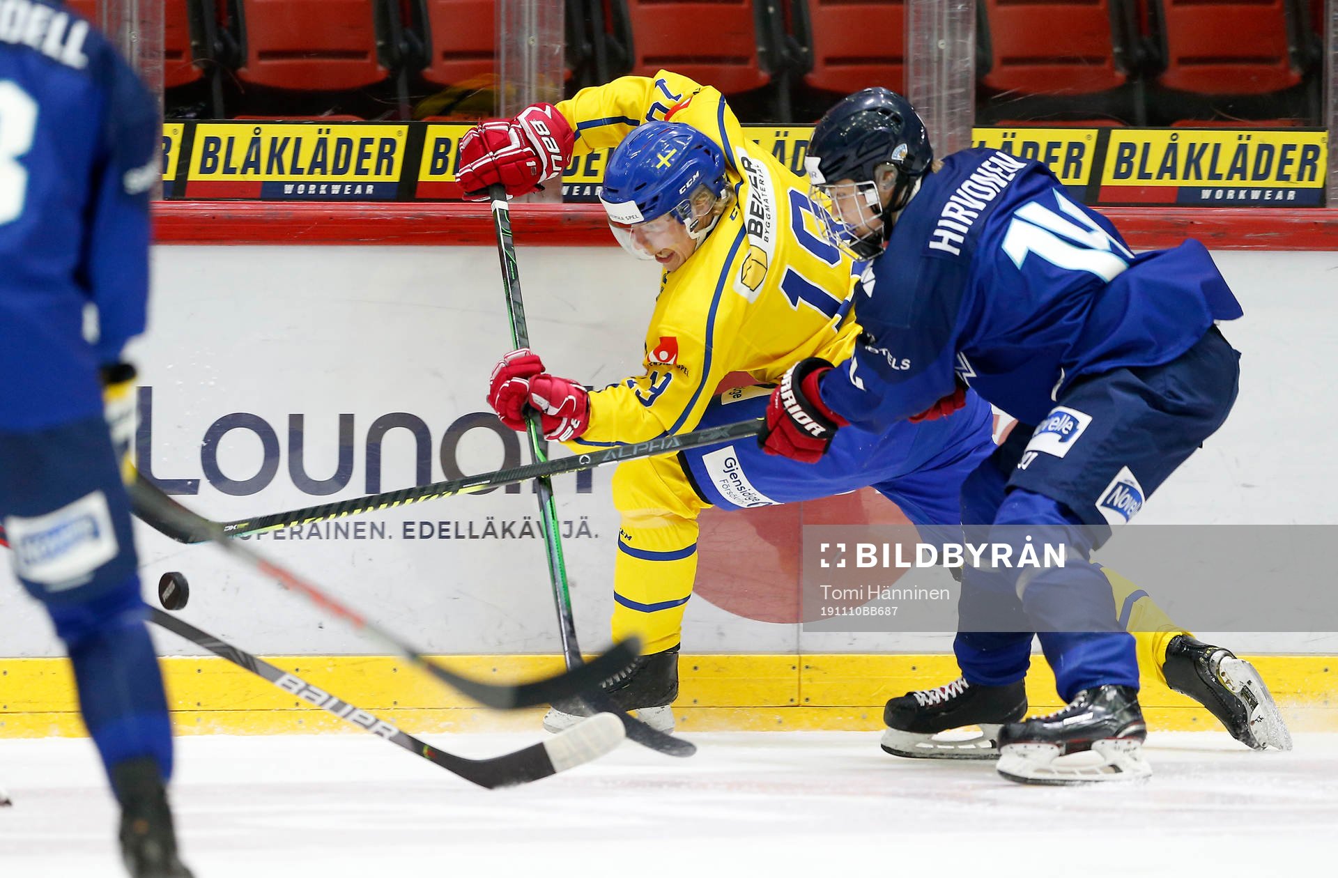 Karl Henriksson #19, SWE and Roni Hirvonen #14, FIN