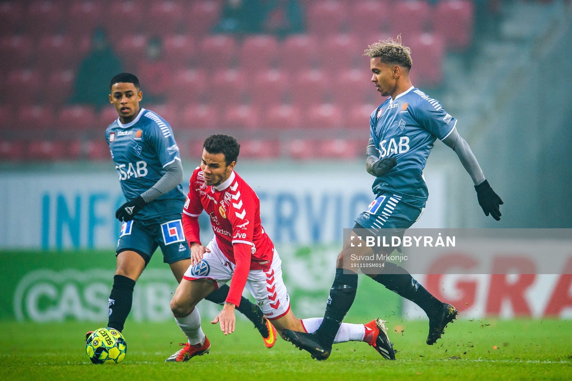 Kalmars Herman Hallberg och Brages Seth Kanteh Hellberg
