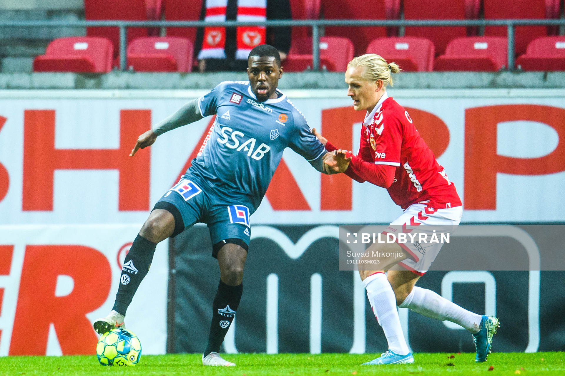 Kalmars Henrik Löfkvist och Brages Christian Kouakou