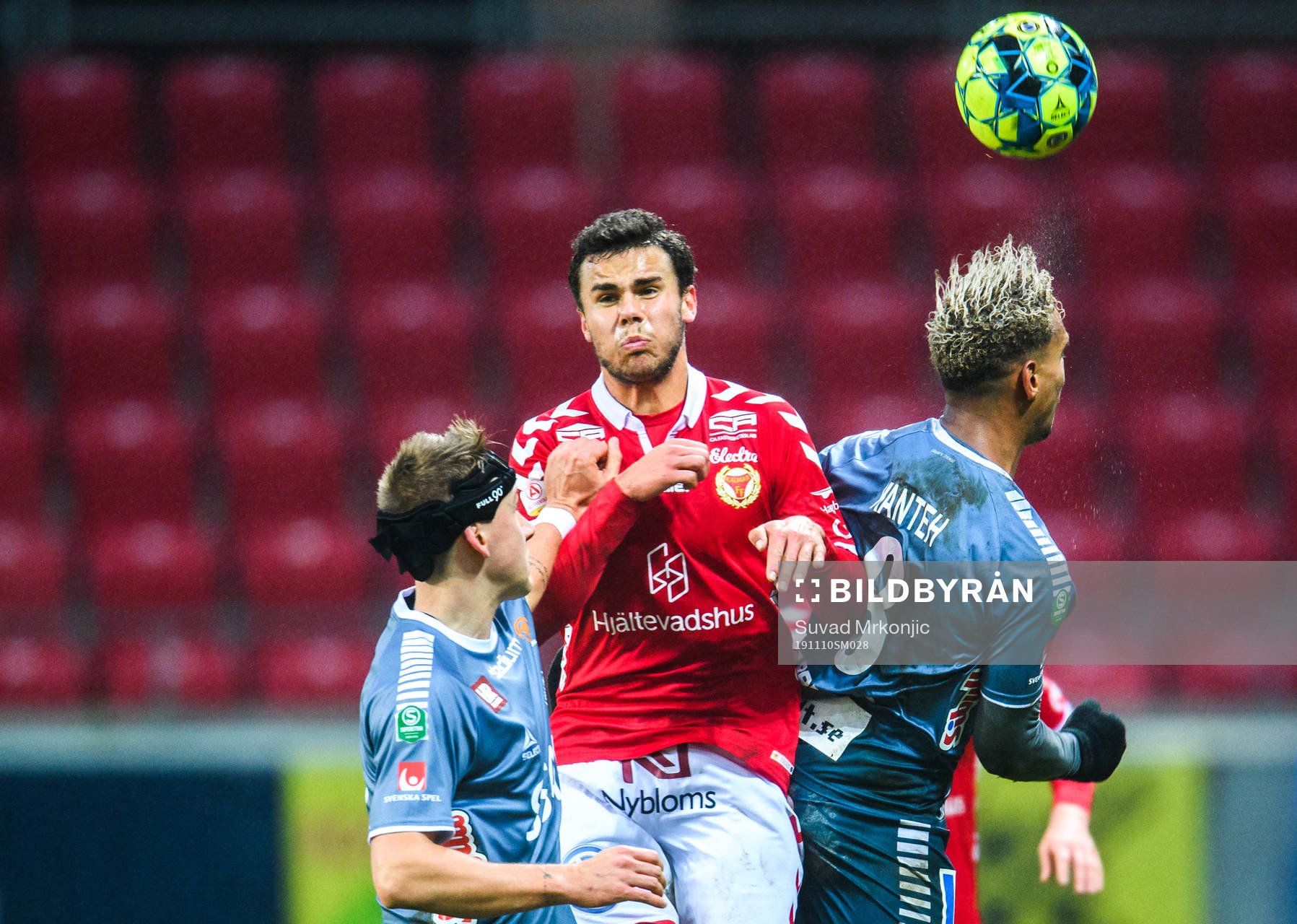 Kalmars Herman Hallberg och Brages Seth Kanteh Hellberg