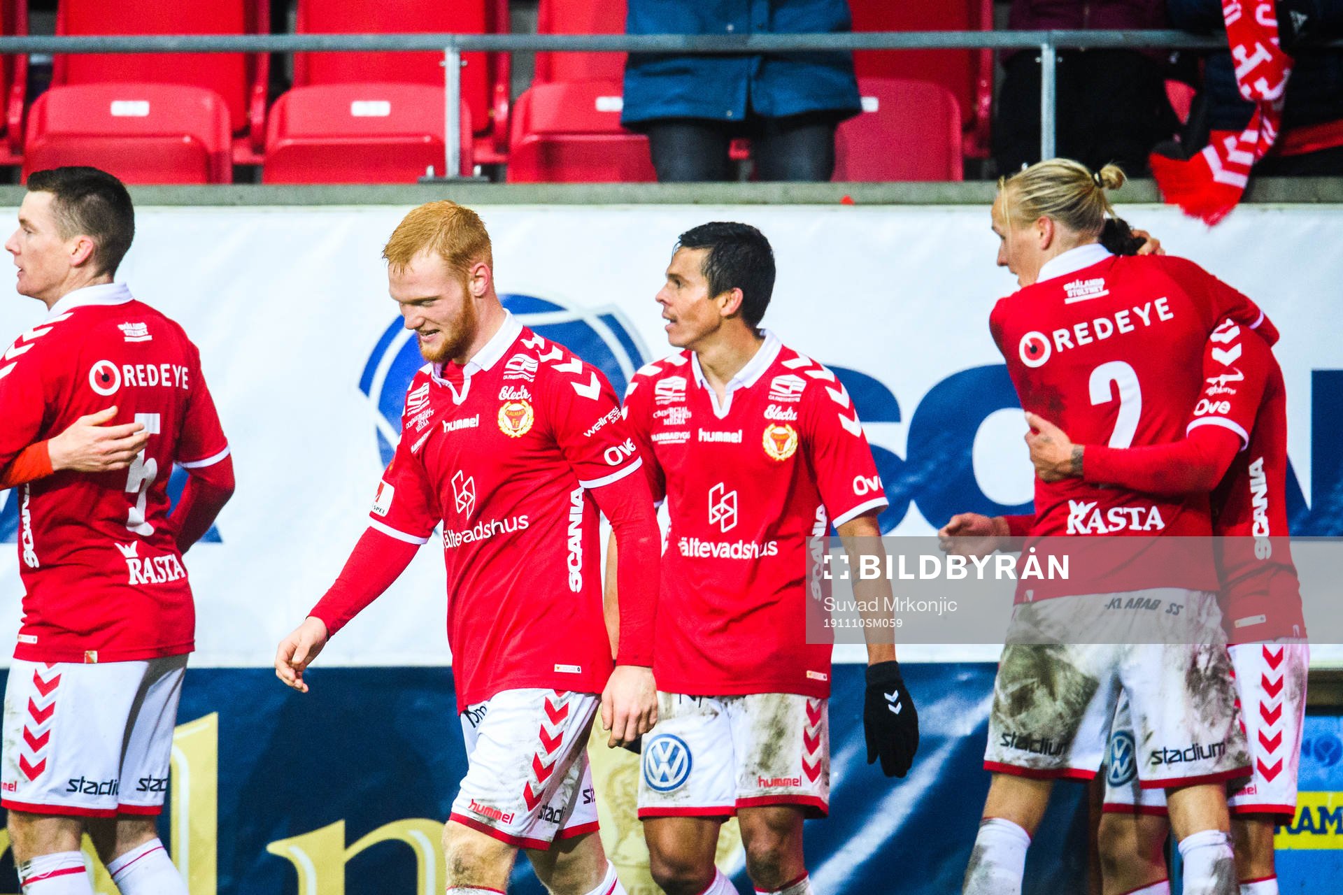 Kalmars spelare jublar