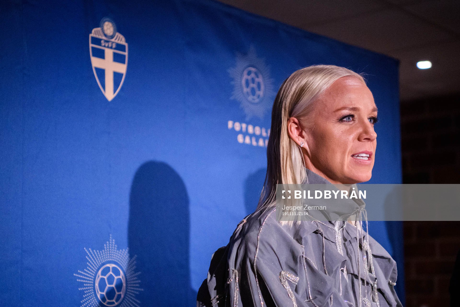 Caroline Seger vinnare av Diamantbollen under en presskonferens efter Fotbollsgalan den 11 november 2019 i Stockholm.