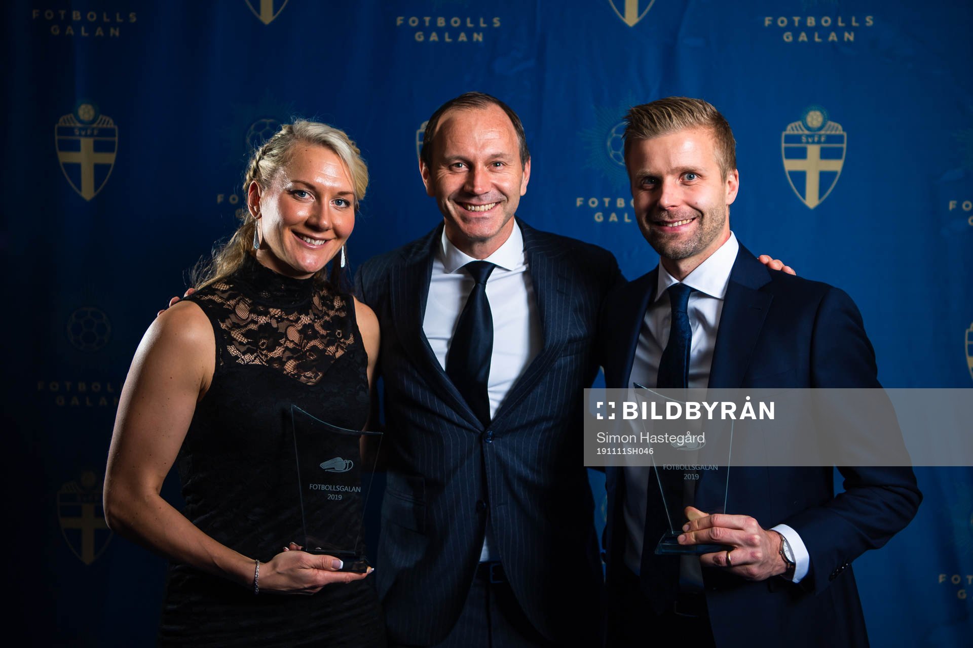 Prisutdelare Jonas Eriksson med Tess Olofsson och Glenn