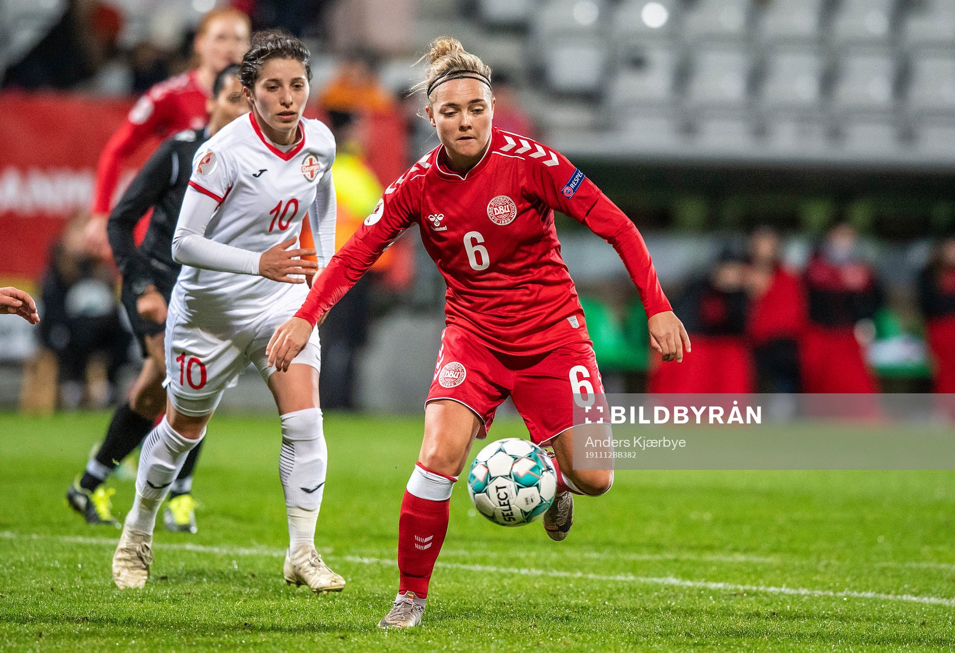 [DK=20191112: Nanna Christiansen, Danmark] [UK=20191112: