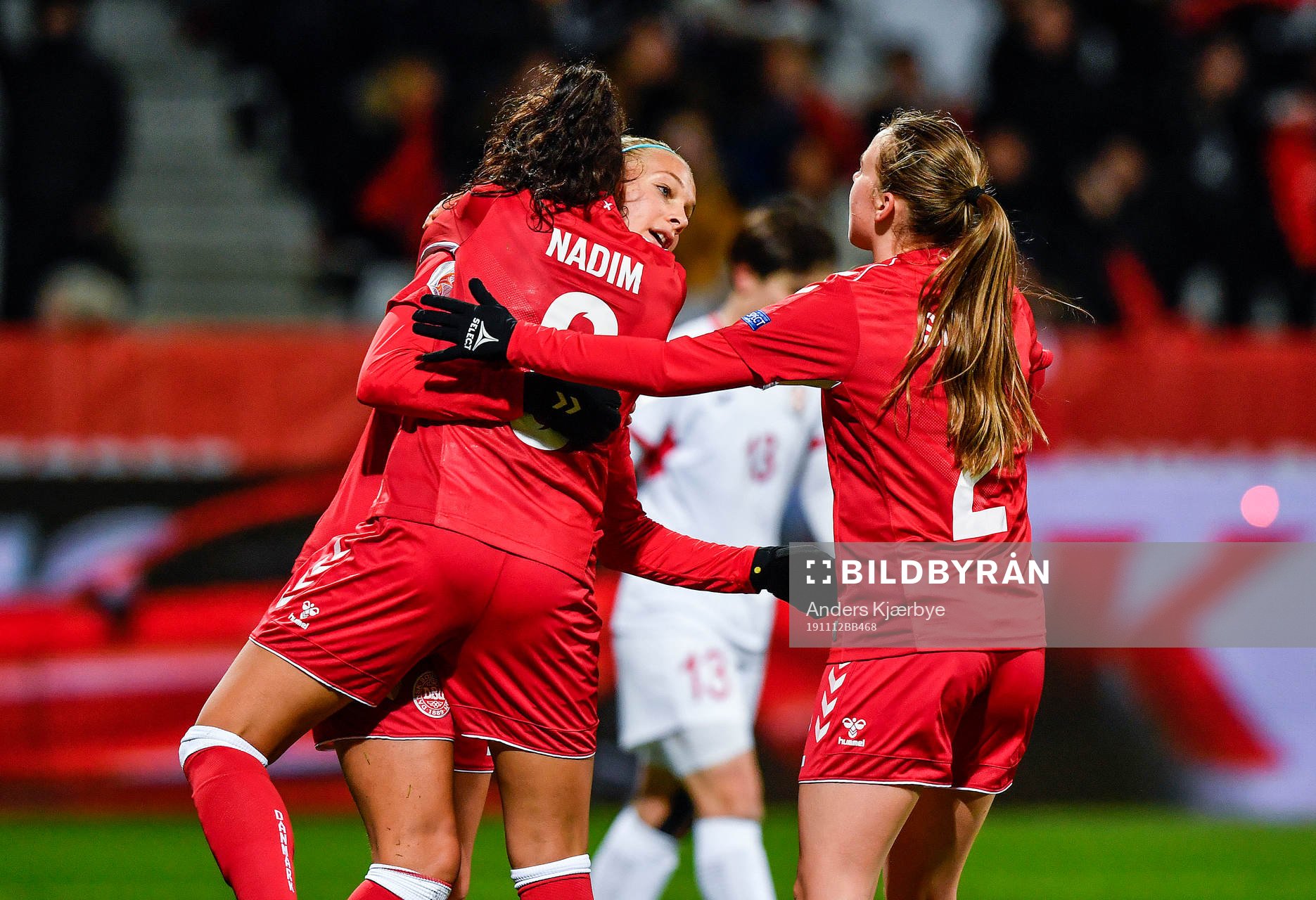 [DK=20191112: Nadia Nadim, Danmark, Stine Larsen, Danmark