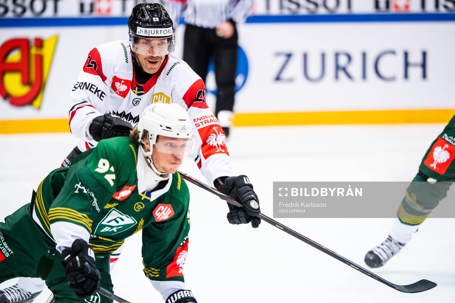 Joel Lundqvist of Frölunda and Jesper Olofsson of