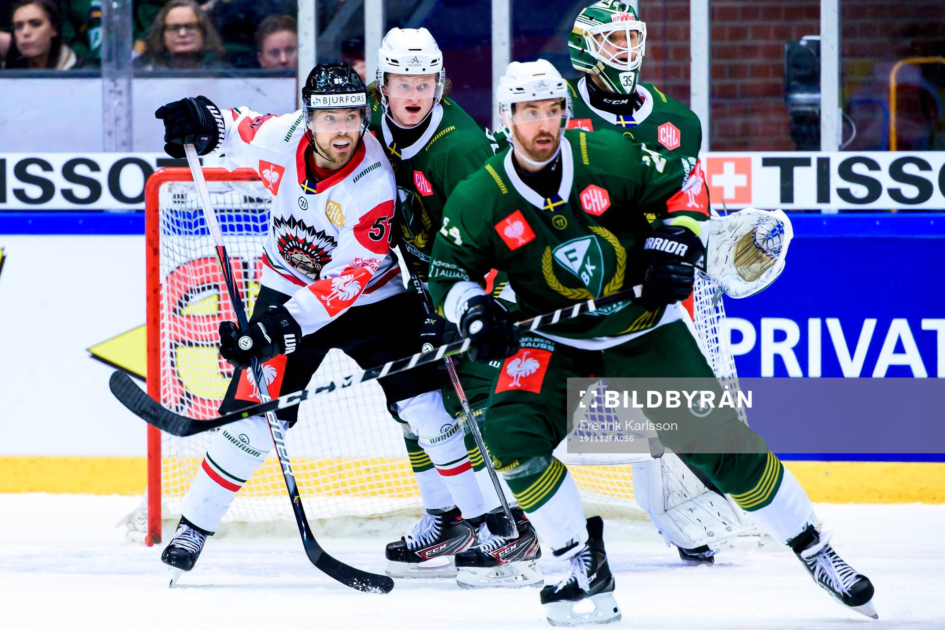 Mats Rosseli Olsen of Frölunda and Linus Arnesson,