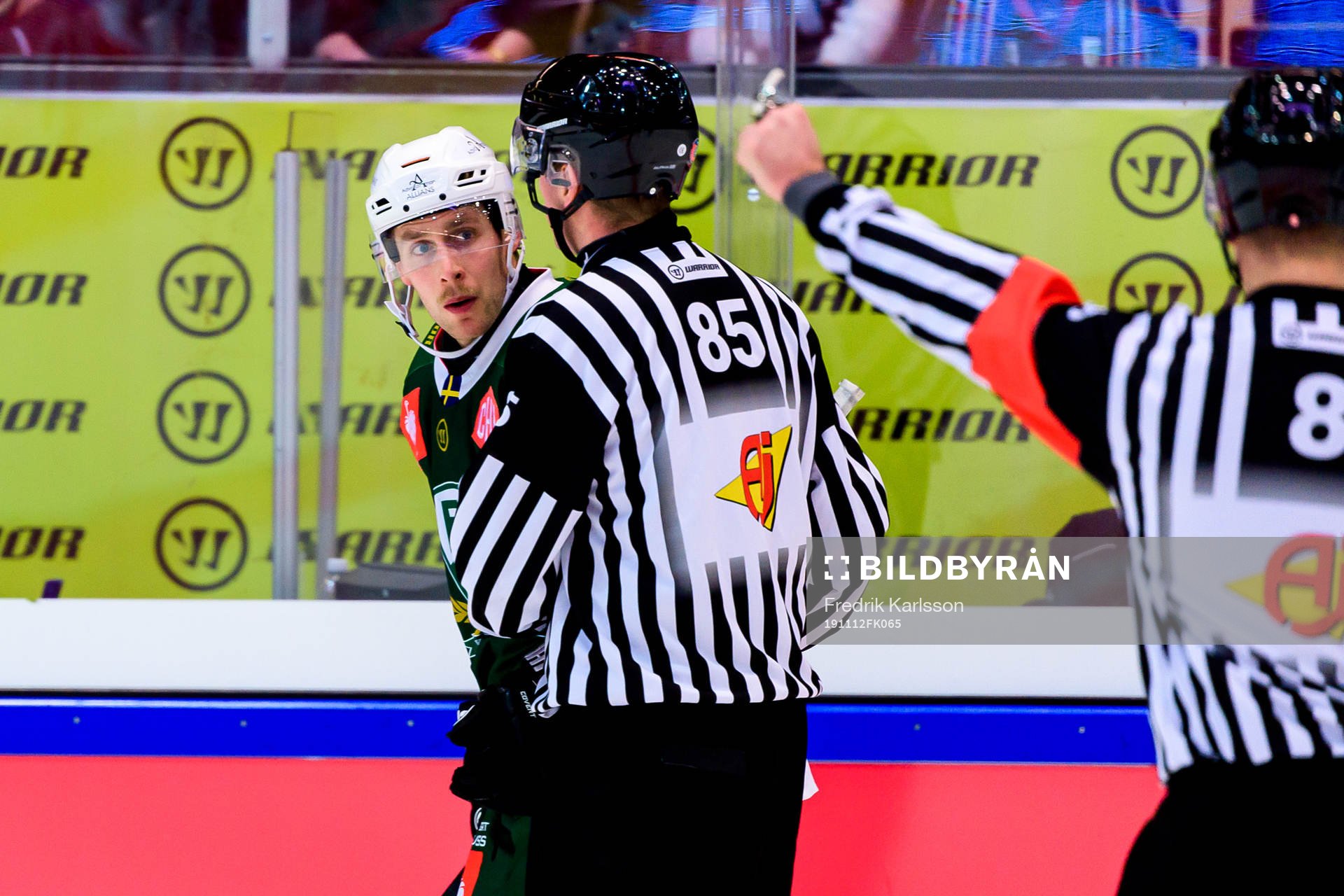 Per Åslund of Färjestad looks at the referee