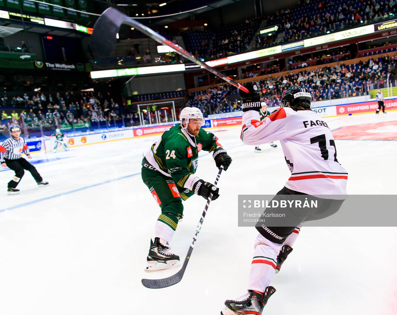 Jonathon Blum of Färjestad and Samuel Fagemo of Frölunda