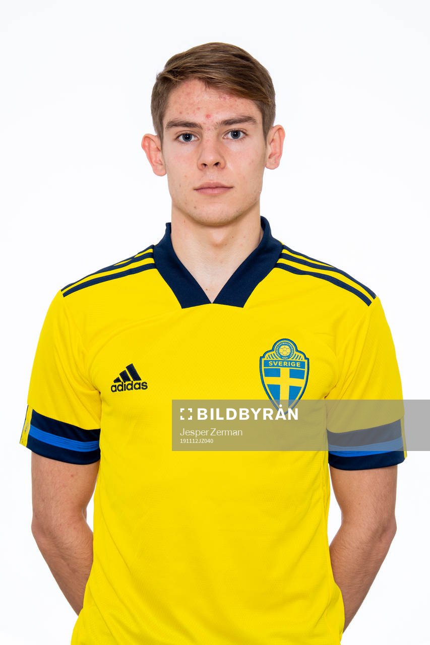 Alex Larsson i P17-landslaget