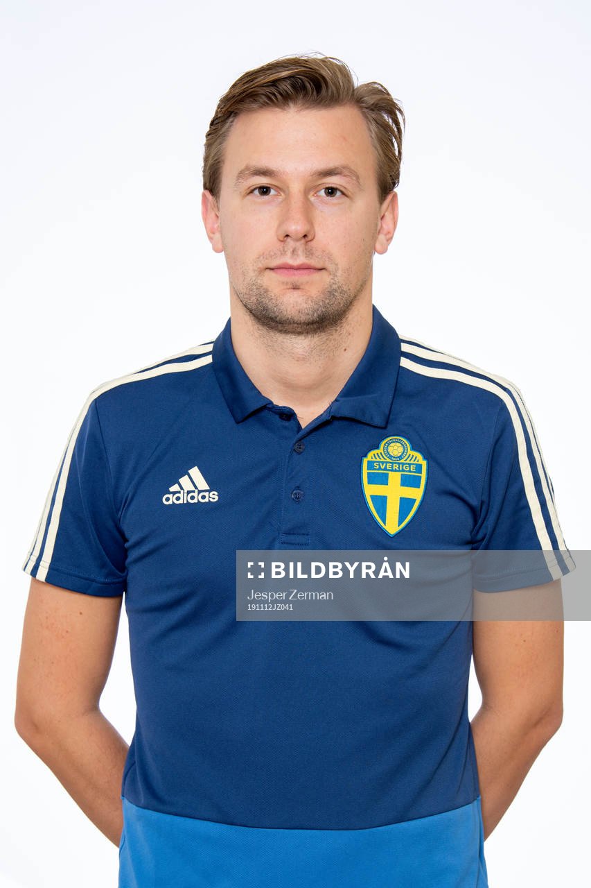 Erik Engberg, tränare i P17-landslaget