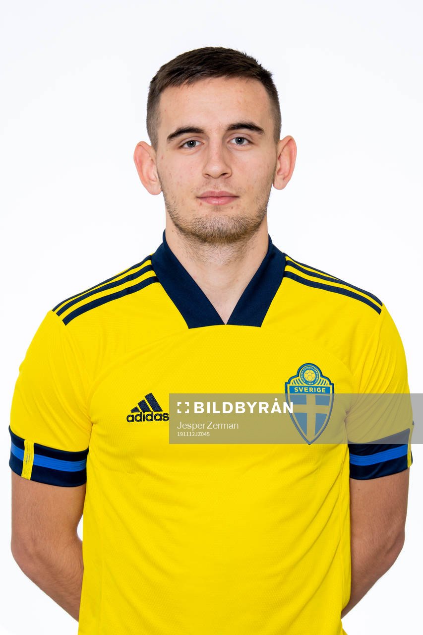 Erion Sadiku i P17-landslaget